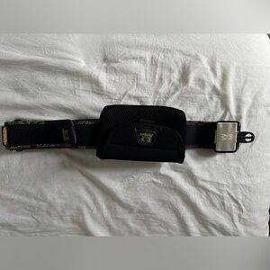 Amphipod Runlite Hydration Belt Running Hiking with Clip and Pouch